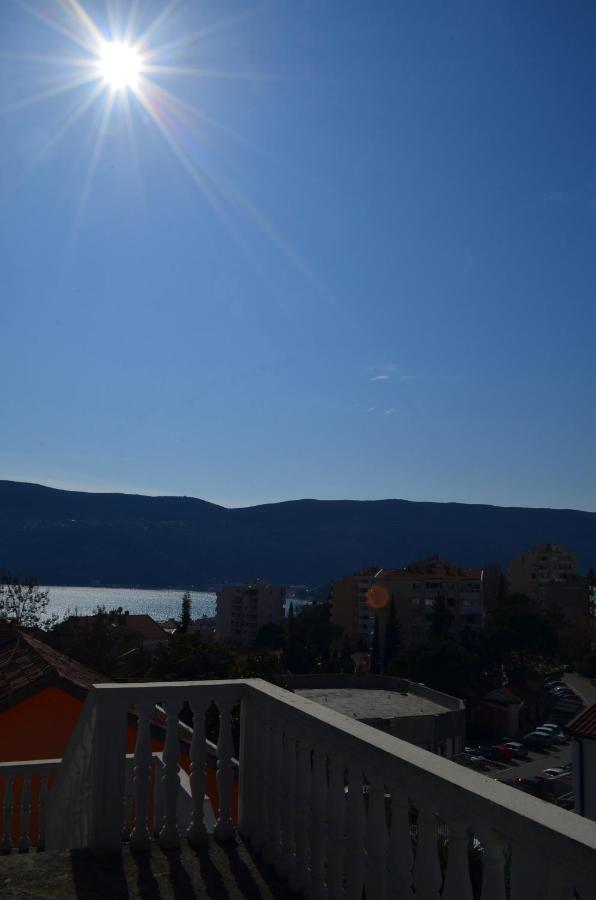 Viktor Apartment Herceg Novi Exterior photo